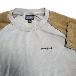 Patagonia Mens Medium P-6 Logo Lightweight Crew Sweatshirt Gray